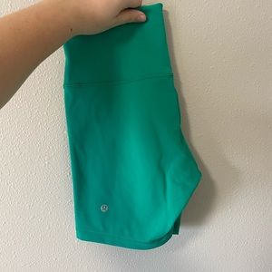 LULULEMON || wunder train HR short 6in!